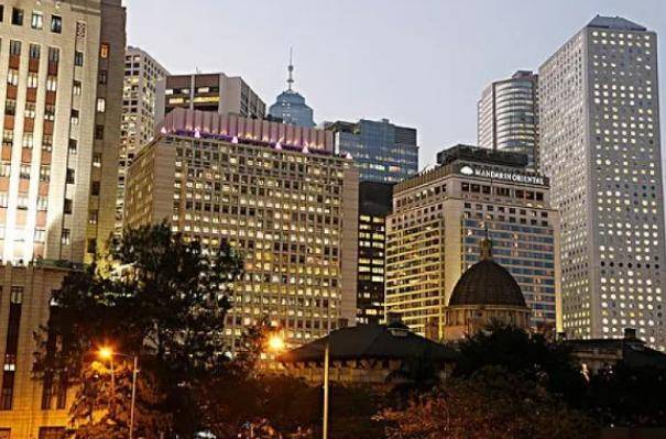 股票指数-2022年银行全面股票房贷可能吗，是不是房价要下跌了？国家给出了回应！ ...(1)