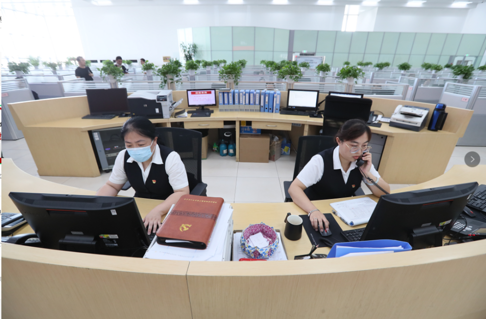 12306话务员一天300电话回应旅客