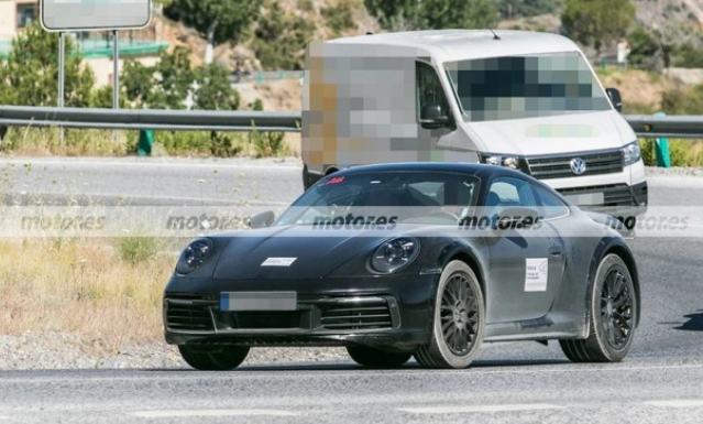 保时捷911 Safari最新谍照 通过性更强