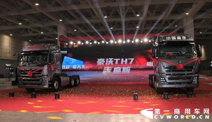 重汽今年海外销量同比大涨 连续多年位居重卡行业出口首位！