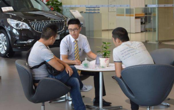 买车“全款”和“贷款”，有多大差别？算完“这笔账”就清楚了