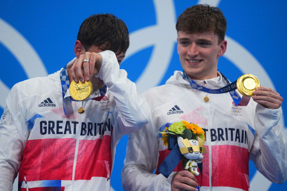 刺破中国跳水梦之队英国金童蜕变夺金与大20岁男友结婚4年