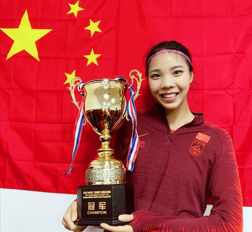 还有很多人因贾指导换下杨曼而懊恼!