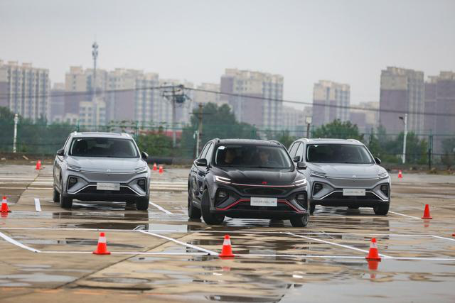 纯电SUV也能玩驾控？MARVEL R说它可以