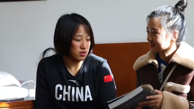 c罗影响奥运会!曹缘偶像,击剑选手模仿动作,自传激励摔跤冠军