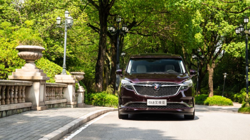 每一次进化都出人意料，试驾2022款别克GL8艾维亚六座