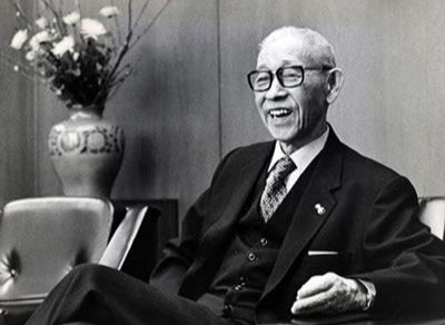 松下幸之助做生意能赚钱的老板往往具备一种人性化管理思维