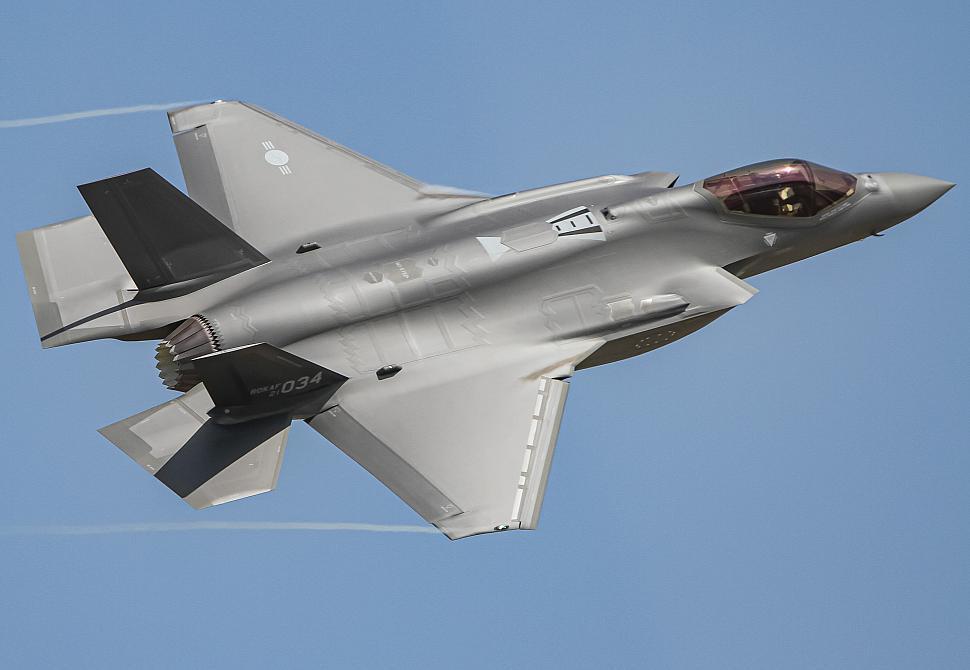 不声不响一天时间接收4架f35a隐形战斗机韩国空军后来居上