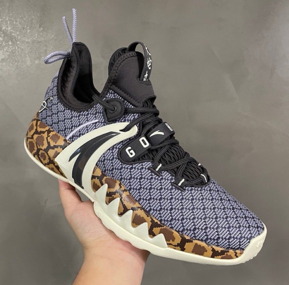 安踏gh2大蛇丸配色8月1号正式发售领先自来也和纲手安踏率先为蛇叔