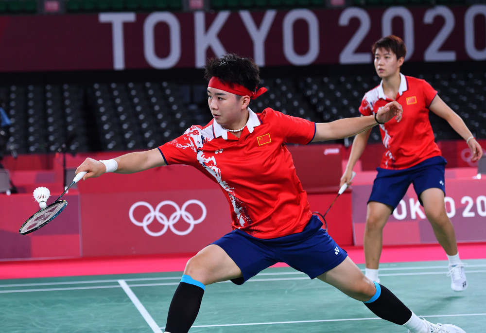 (东京奥运会)羽毛球——女双小组赛:杜玥/李茵晖获胜(2)