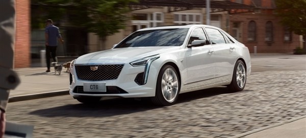 宝马7系定位 3系价格！新款凯迪拉克CT6上市