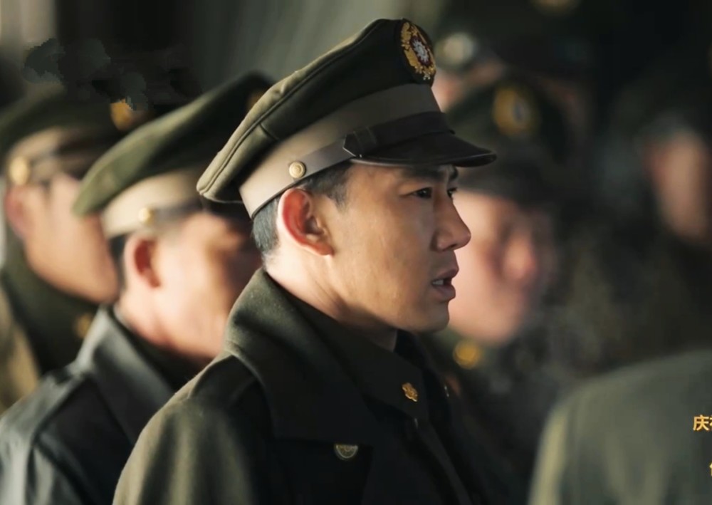 杨伯涛战败后跳河自杀,嫌河水太冷又爬起来,当了我军俘虏