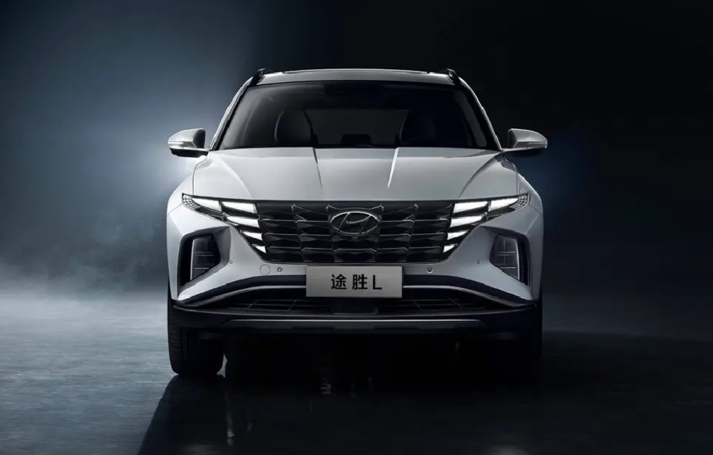 打破传统，年轻人的专属SUV！第五代途胜L：棱角切割，马力200匹