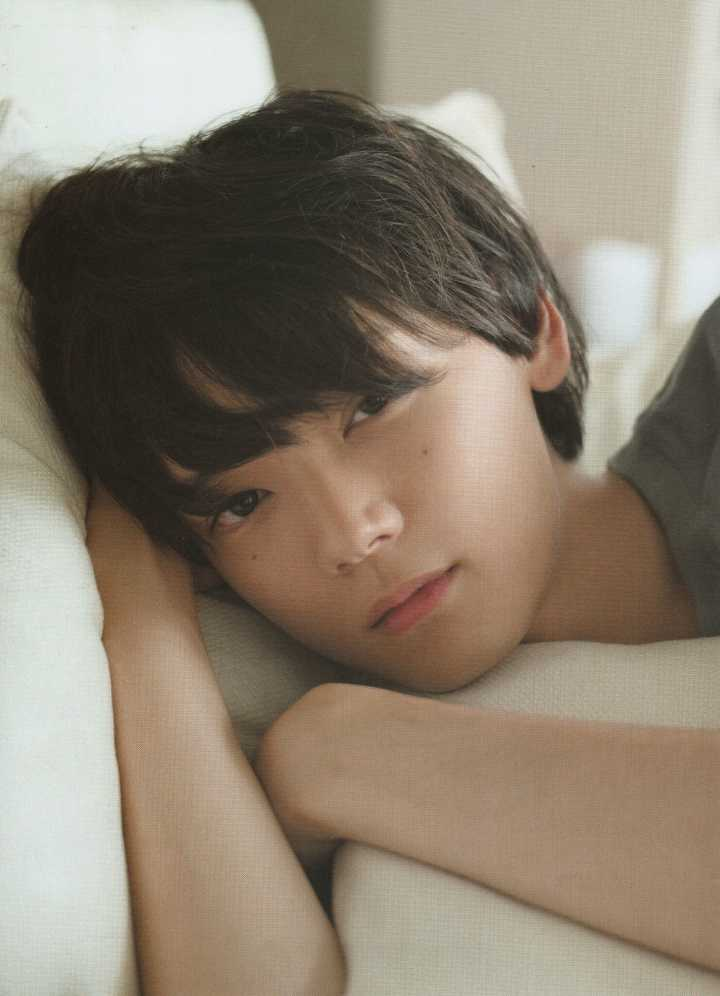 日本演员古川雄辉在乒乓球比赛时发文暗讽,被骂后删博道歉,好怂_腾讯