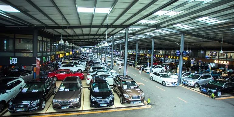 行业观察：二手车市场“包租婆”的反思！