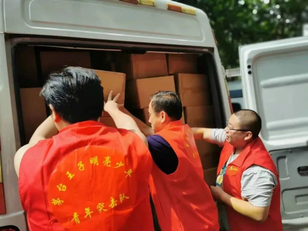 茅台酱香酒公司联合经销商向河南灾区捐款捐物1584余万元