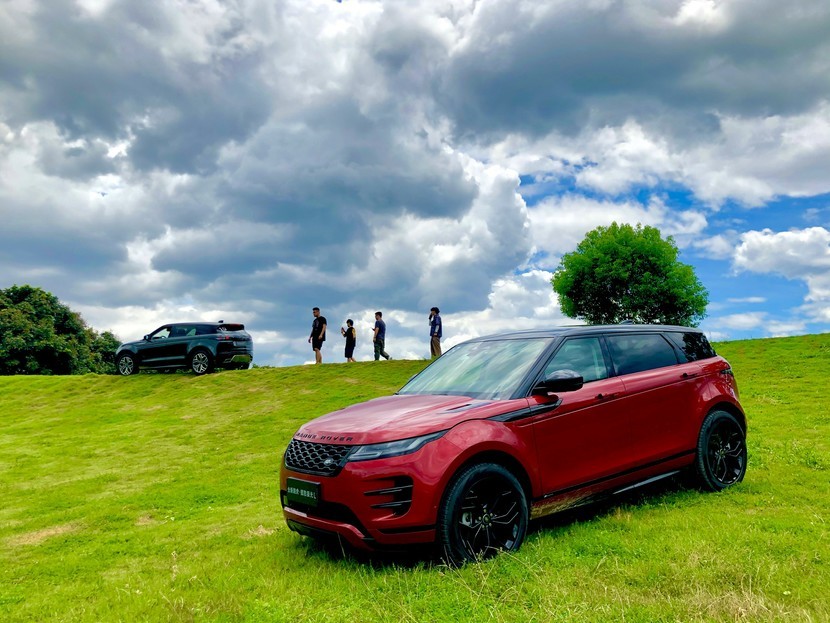 十年前的网红加价路虎，空间更大颜值更高，极光L是不是你的菜？