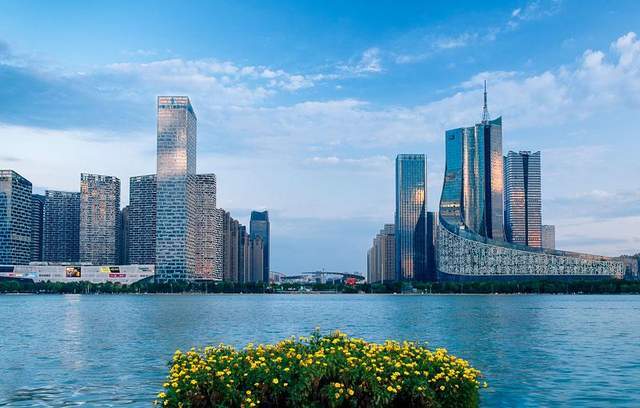 安徽个个城市gdp_安徽省城市2021年上半年GDP出炉:合肥在万亿行列增速前列