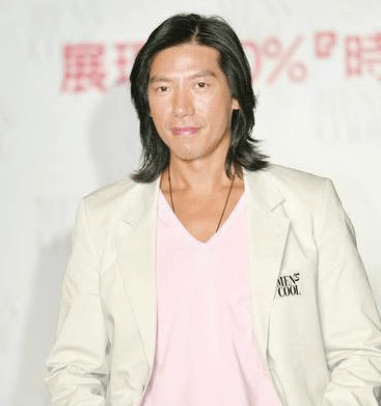 从"红极一时"到"锒铛入狱","乌鸦"张耀扬经历了什么?_腾讯新闻