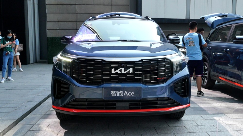 试驾东风悦达起亚智跑Ace，科技感很足，产品力接地气，要不要来一辆？