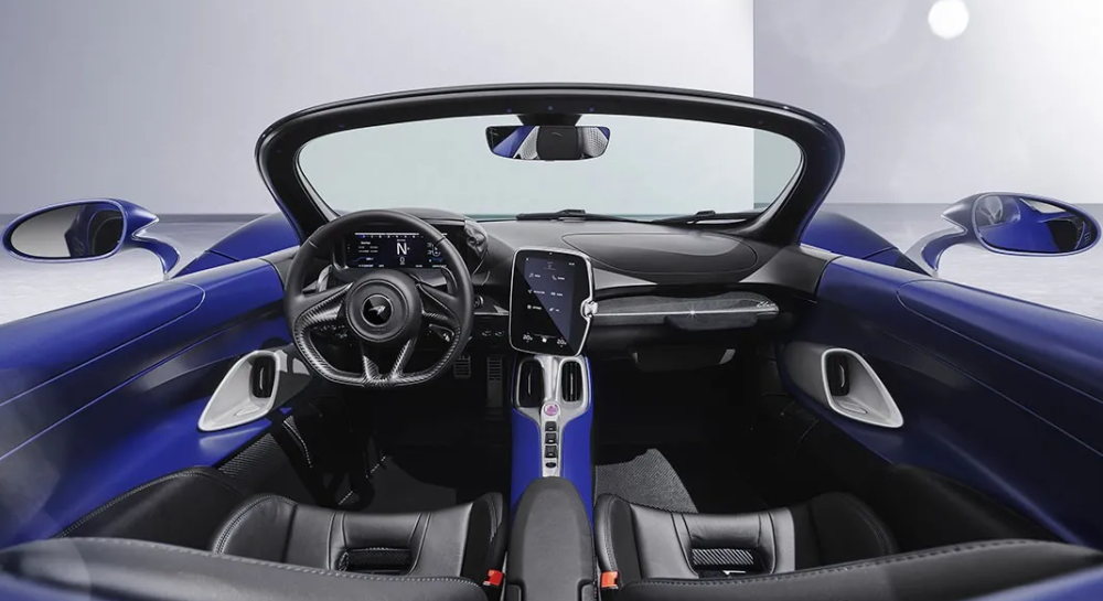 挡风玻璃也成为“选装”？这款迈凯伦新车，把轻量化玩到极致