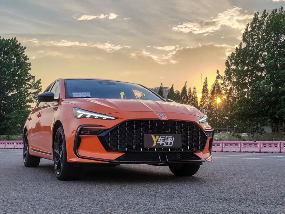 开车就为爽？那这车是真爽