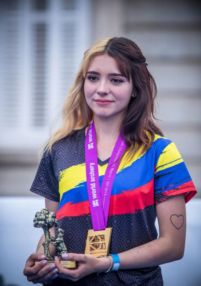 哥伦比亚的射箭女神!在奥运会射中了我的心!