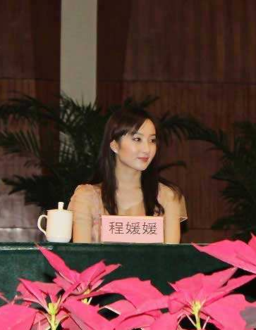 在当时钢铁行业越来越不景气,公司内忧外患,但是李兆会并没有意识到