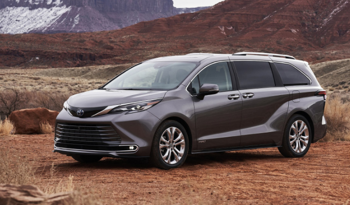 丰田着急了，国产“赛那”提前，配置正式确认，奥德赛压力沉重