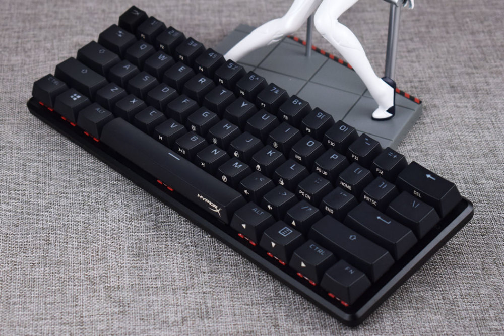 紧凑型电竞装备,hyperx起源60游戏机械键盘开箱试玩