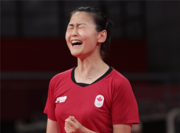 对阵双方分别是国乒核心选手陈梦和本次比赛的华裔加拿大黑马张默,此