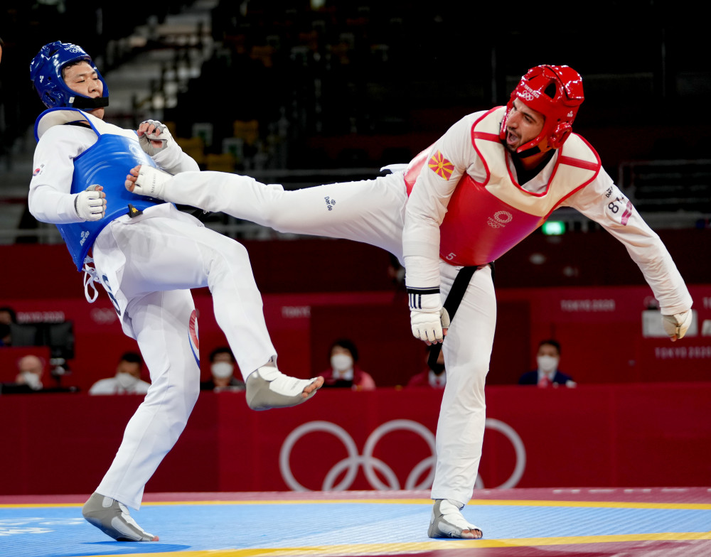 东京奥运会跆拳道男子80公斤以上级半决赛赛况
