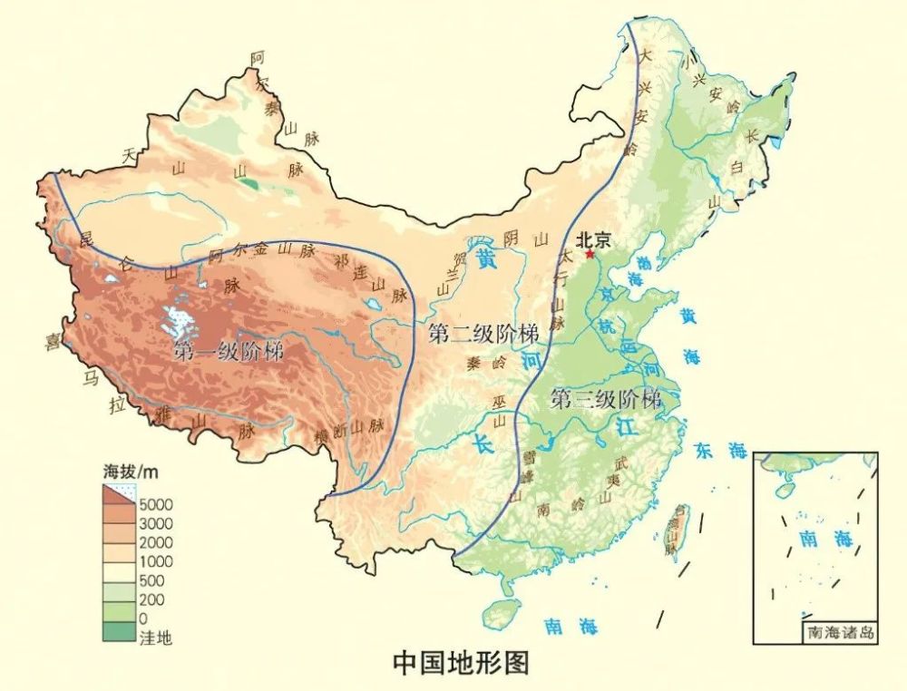 中國三大階梯圖鄭州西側是太行山脈,剛好是第二,第三階梯的分界線.