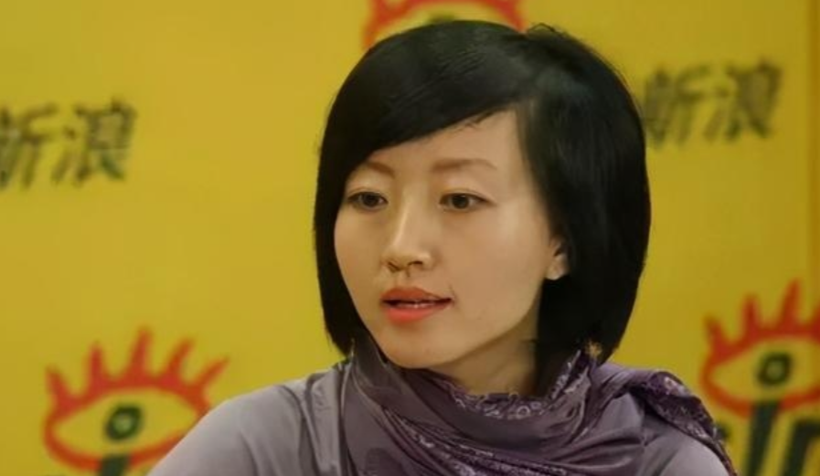 "两副面孔"柴静,从公知女神到全网群嘲,如今只想做普通母亲