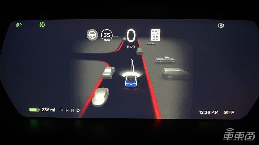 自动驾驶迈向场景落地新征程，头部玩家如何淘得“数据真金”？