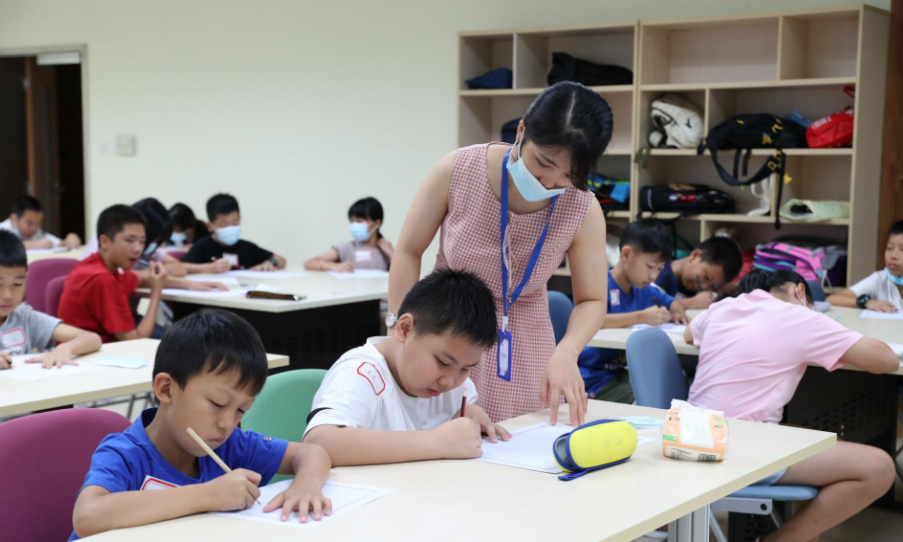 辽宁一托管班老师36度高温天气体罚学生整顿培训机构势在必行