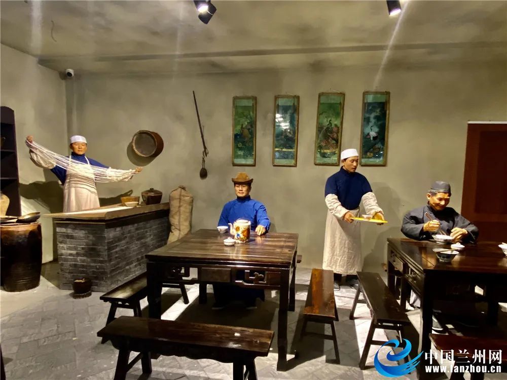 区牛肉面创始人马保子民国初年第一家面馆场景再现区牛肉面演变发展区