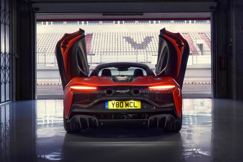 迈凯轮剪刀门灵感来源于哪里？剪刀门宗师级车型是谁？