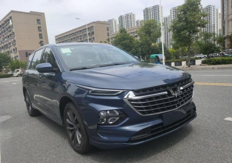 1年前花10万买的五菱凯捷，现在车主急用钱，8.5万转手心里美滋滋