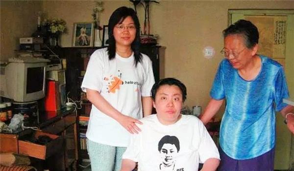 清华才女朱令因得罪室友被下毒现今48岁的她只有7岁的智商