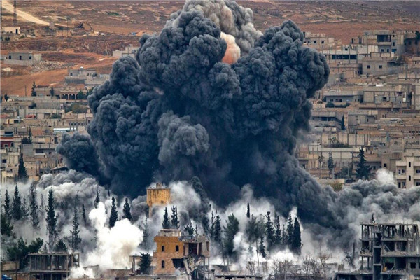 美军并没有放弃阿富汗?趁塔利班放松之际,出动战机发起猛烈空袭