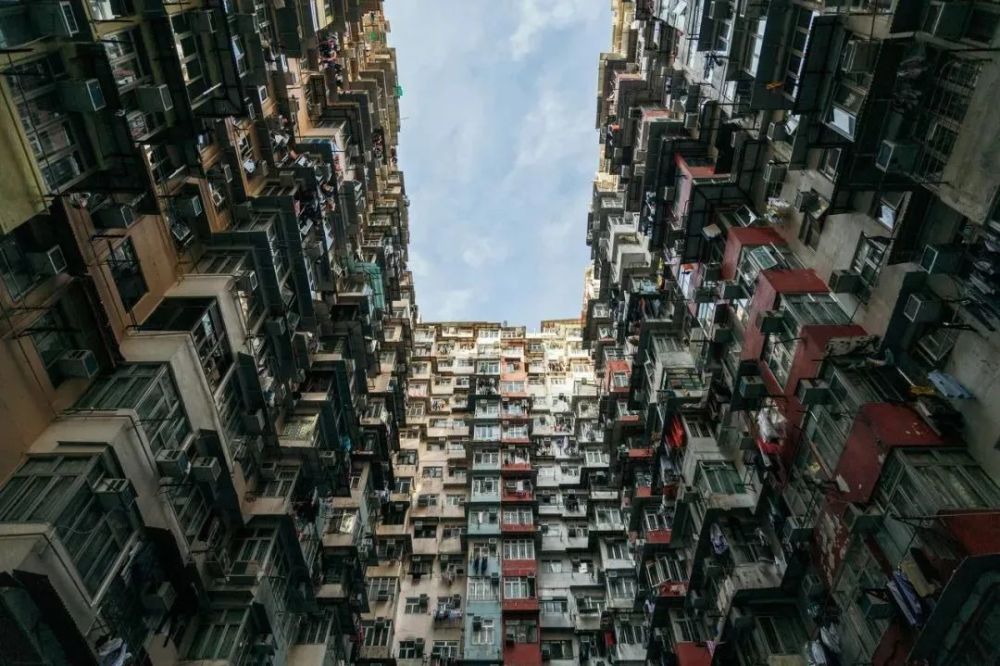 香港人还要多久才能告别劏房和笼屋