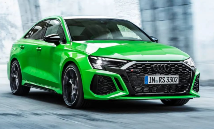 变绿了,也变强了!新一代奥迪rs3,对5缸高性能引擎的执着