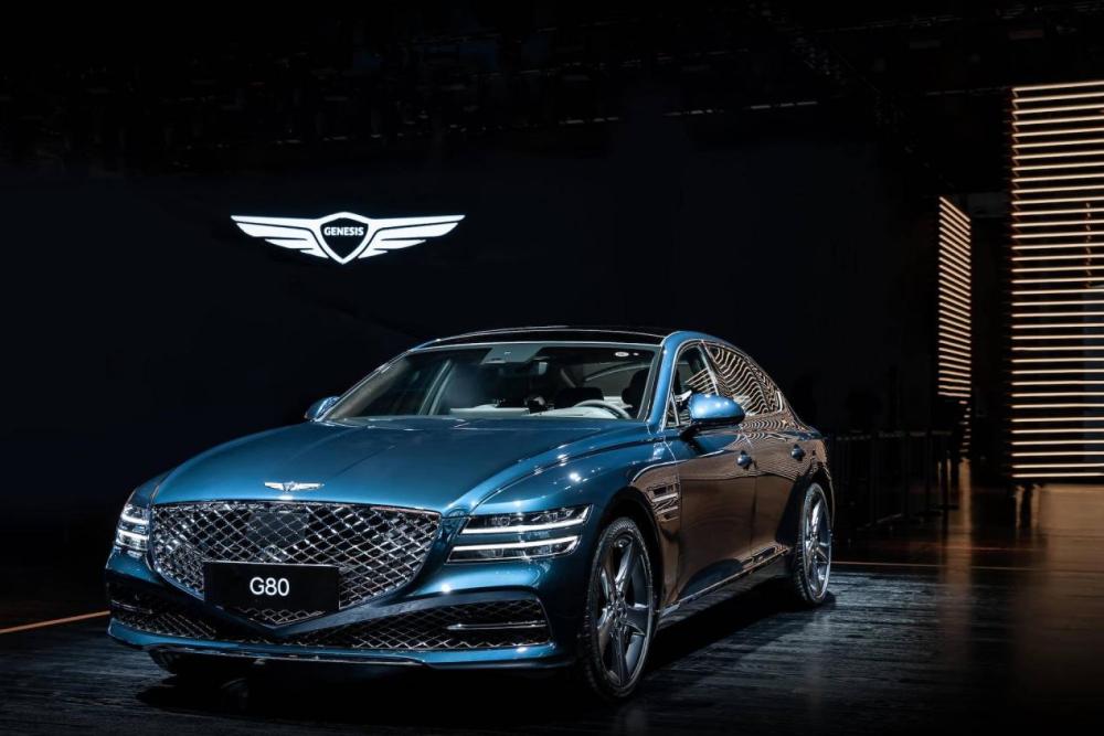 捷尼赛思“二进宫”，来得晚但车不差，能和雷克萨斯抢市场？