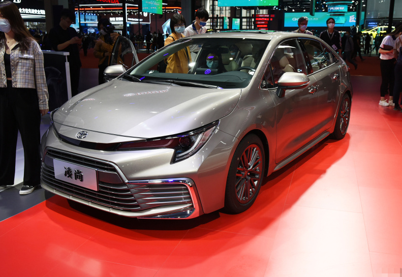 丰田凌尚终于来了，比奥迪都漂亮，还买啥速腾和卡罗拉