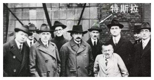 世上最接近“神”的男人特斯拉，因一项发明太前卫，被教材书抹掉