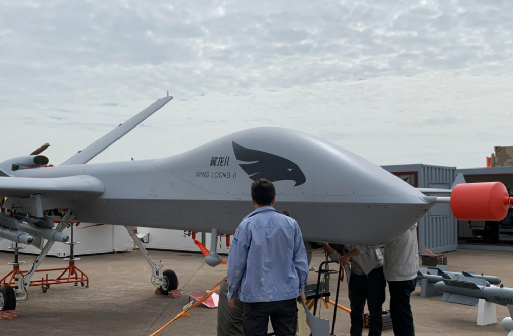 翼龙无人机飞往河南提供五小时通讯服务