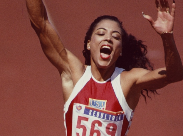 "花蝴蝶"乔伊娜:飞行药检前匆忙退役,死因真与禁药有关?