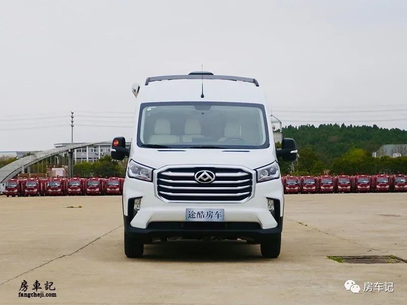 高性价比的空间利用大师！途酷神行者D518房车，仅售23.8万！