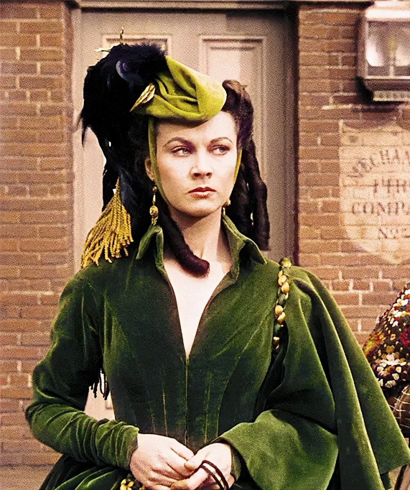 费雯丽时髦洋气藏不住在乱世佳人中的穿搭至今再看都流行